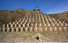 金字塔[“東方金字塔”西夏王陵]