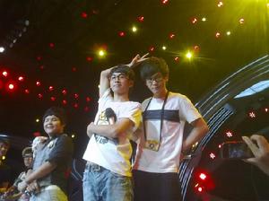 尾戒[譚傑希X李煒（希煒）的冬粉]