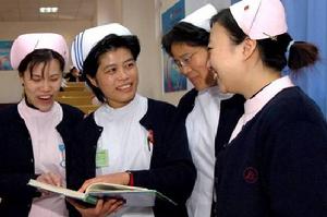 施雁[同濟大學附屬第十人民醫院護理部主任]