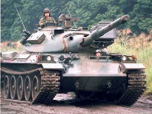 日本74式主戰坦克