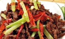 牛肉絲炒芹菜
