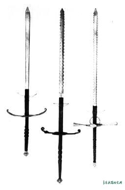 看著比人還高的歐洲雙手巨劍,普通人能駕馭得了嗎?