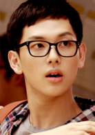 鄭振國   演員 任時完