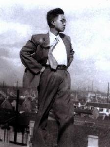 江上青[越劇編劇]