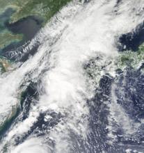 熱帶低氣壓99W 衛星雲圖