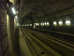 （圖）隧道內的吉岡海底車站