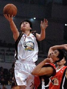 龔大明[前CBA球員]