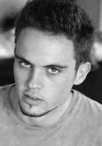 維克多·凱爾 維克多·凱爾