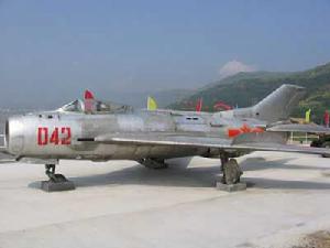 （圖）中國殲-5戰鬥機