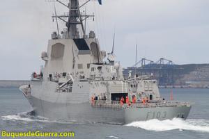 從艦尾看阿爾瓦羅&middot;巴贊