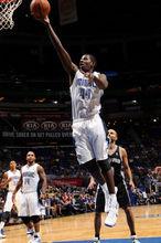 安德魯&middot;尼克爾森