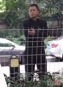 狗仗人勢 狗仗人勢