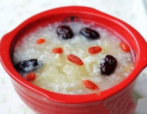 羊脛骨紅棗糯米粥 羊脛骨紅棗糯米粥