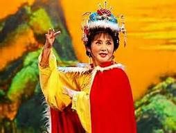 著名淮劇表演藝術家梁國英