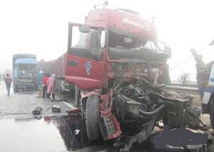 10·7安徽連霍高速連環車禍