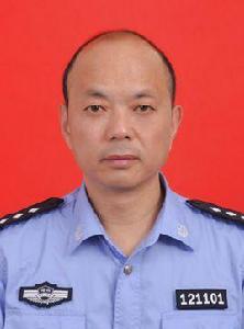 曾華[安化縣人民政府副縣長、縣公安局局長]