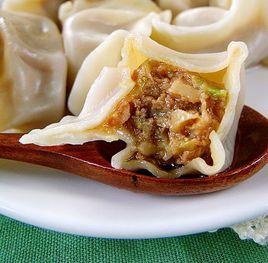 豬肉蓮菜餃子 豬肉蓮菜餃子