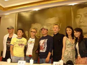 《以朋友的名義》