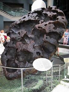 在紐約美國自然歷史博物館展出的威拉姆特隕石