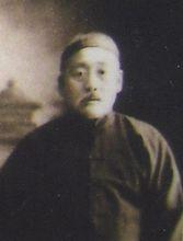 福坪安先生1947年攝於營口