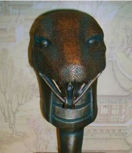 圓明園蛇首銅像 圓明園蛇首銅像