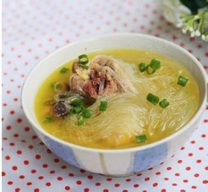 越式雞湯冬粉 越式雞湯冬粉