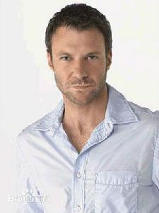 <<越獄>>[美國2005年溫特沃思·米勒主演電視劇]