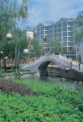 鹹嘉新村悅峰園高信尚峰 鹹嘉新村悅峰園高信尚峰