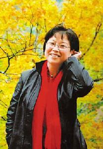 王瑛[四川巴中市南江縣委原常委、紀委原書記]