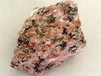 霞石正長岩 霞石正長岩