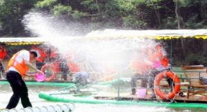 澄碧河漂游 澄碧河漂游