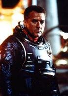 奎因&middot;布亨納