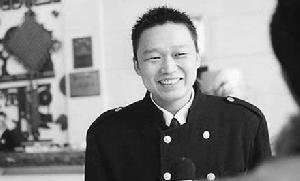 仍車男是河南的帥小伙