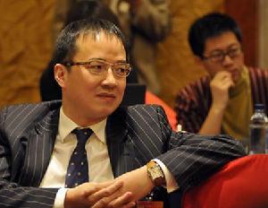 2010年3月11日，上海地產富豪王征攜手內地5家著名國企召開新聞發布會，宣布入主亞視後的未來發展大計。