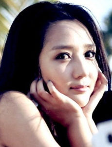 《奇幻夜》[何潔演唱歌曲]