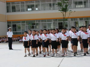 上海市長橋中學