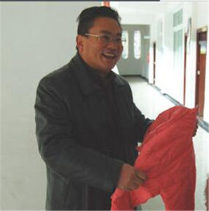 肖福榮[甘孜州委黨校原常務副校長]