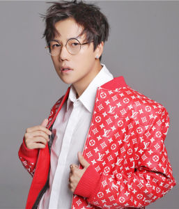 劉維[中國內地男歌手]