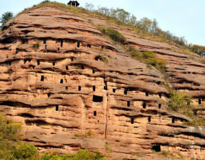 宜賓東漢崖墓群 宜賓東漢崖墓群