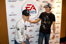 洪天祥出席某活動照片圖冊2