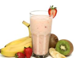 香蕉草莓奶昔 香蕉草莓奶昔