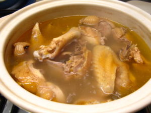 砂鍋西洋參土雞湯 砂鍋西洋參土雞湯