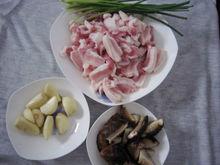 大蒜燉肉製作方法