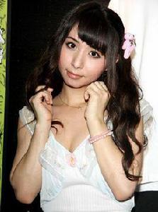 大沢佑香 大沢佑香