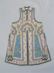 品月色緙絲海棠袷大坎肩