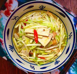 韭黃炒豆腐 韭黃炒豆腐
