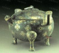 錯金銀團花流鼎 錯金銀團花流鼎