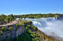 尼亞加拉瀑布[加拿大和美國交界跨國瀑布]