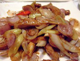 洋蔥炒牛柳 洋蔥炒牛柳