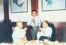 唐小平和原中共中央副主席李德生上將在一起